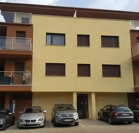 Syrah Wellness Апартаменты *